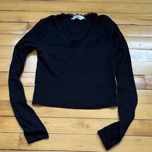 🎉4/30$🎉 H&M Black Ribbed Long Sleeve V-Neck Top